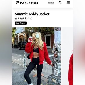 Summit Teddy Jacket NWOT